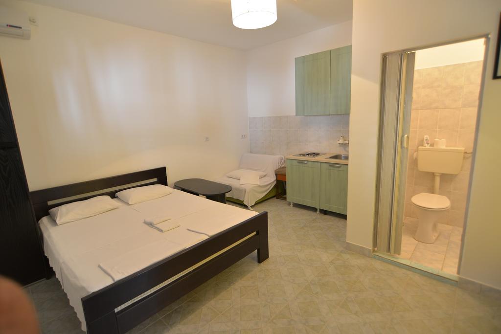 Solar Apartments Herceg Novi Ngoại thất bức ảnh